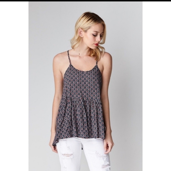 ❗3/$7 or 5/$11 NWT! Womens Navy,and Red Peplum TOP - Picture 3 of 6